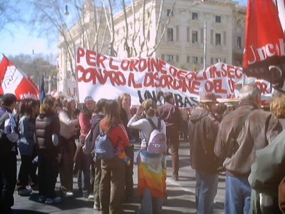 Sciopero di Luned 24 marzo 2003 contro la nefasta 'riforma' del ministro Moratti