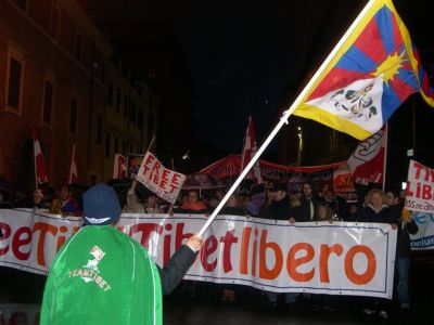 Roma - Manifestazione di Luned 10 marzo 2008 per il TIBET LIBERO 